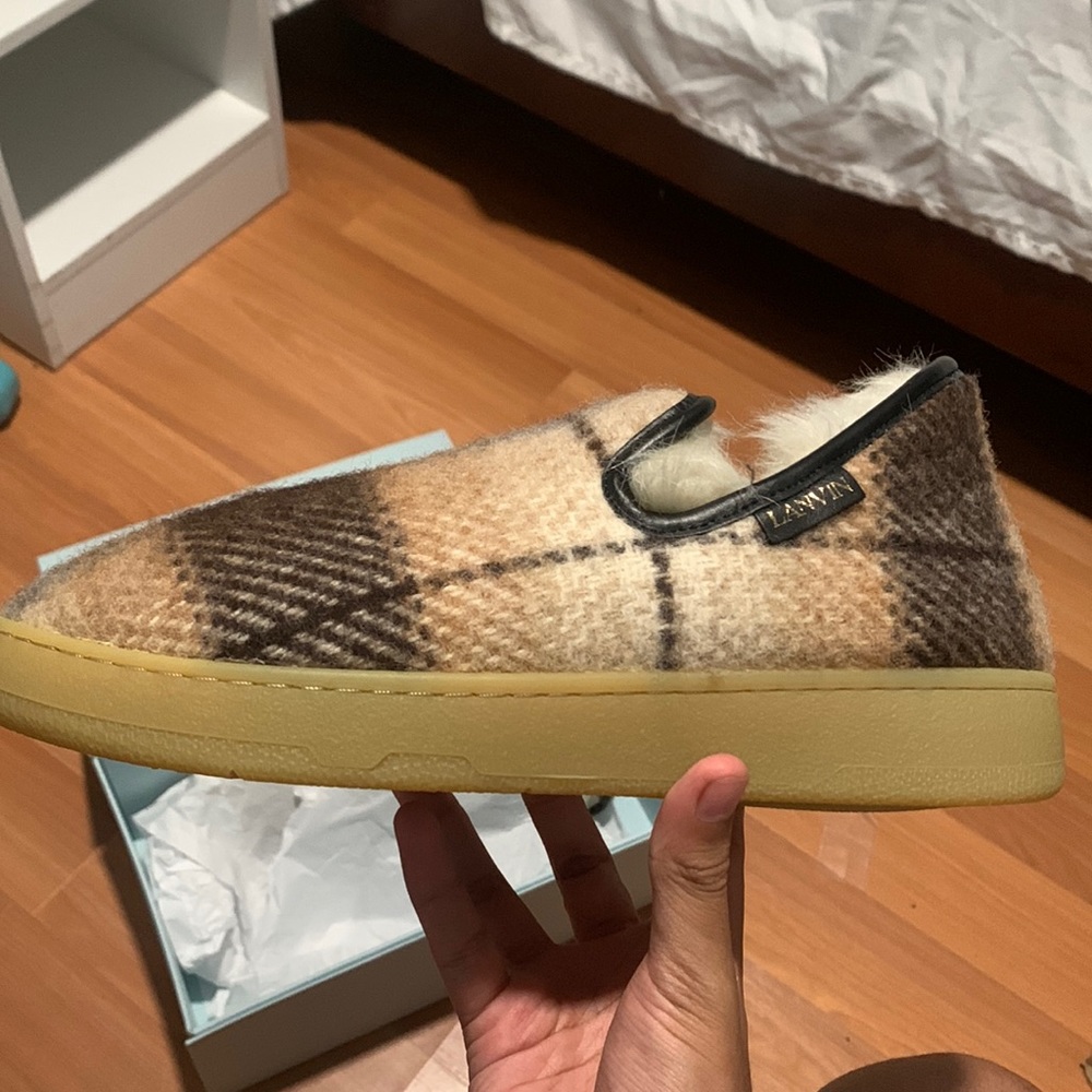 Lanvins cosy slippers size 9